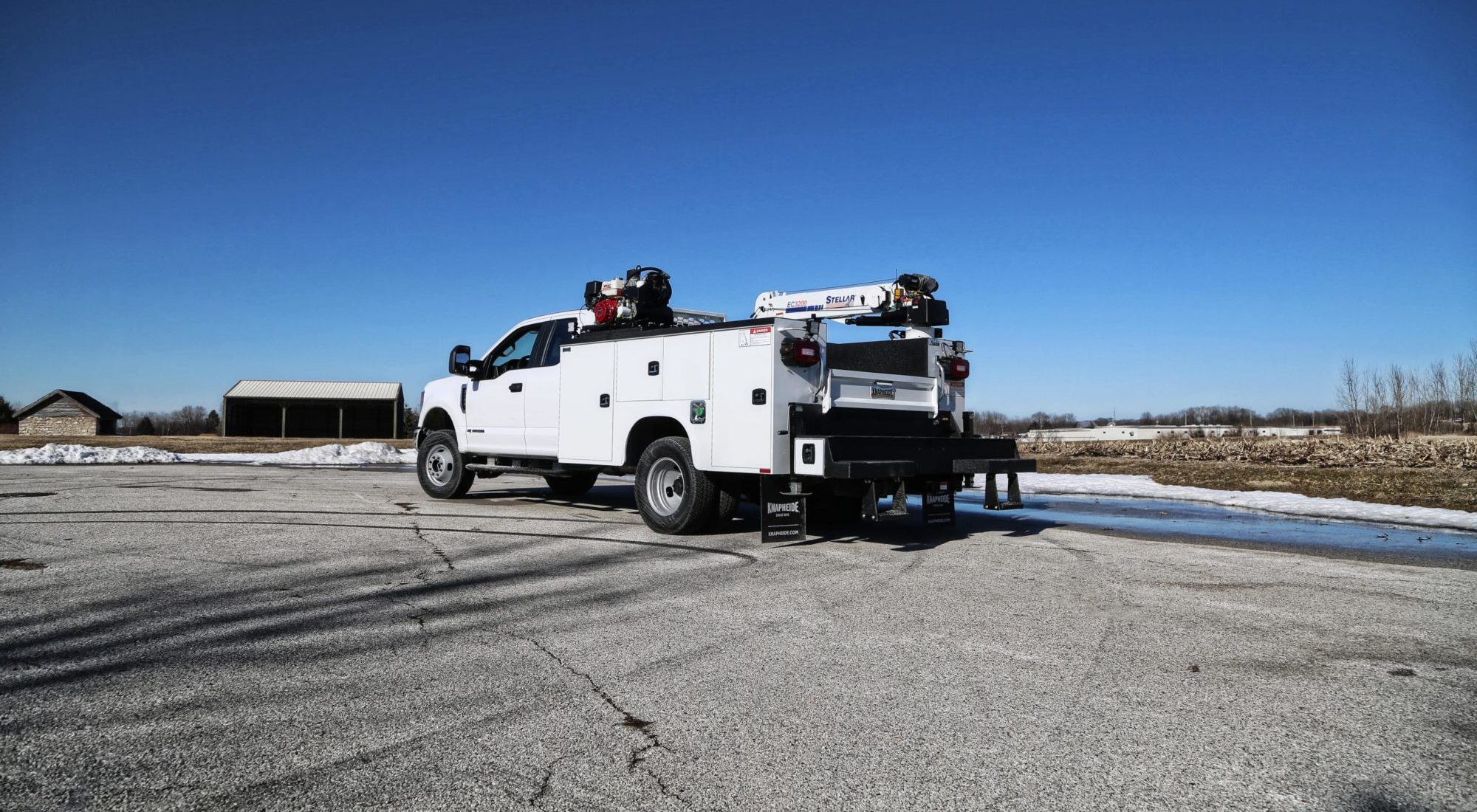 Mechanics Truck on Ford