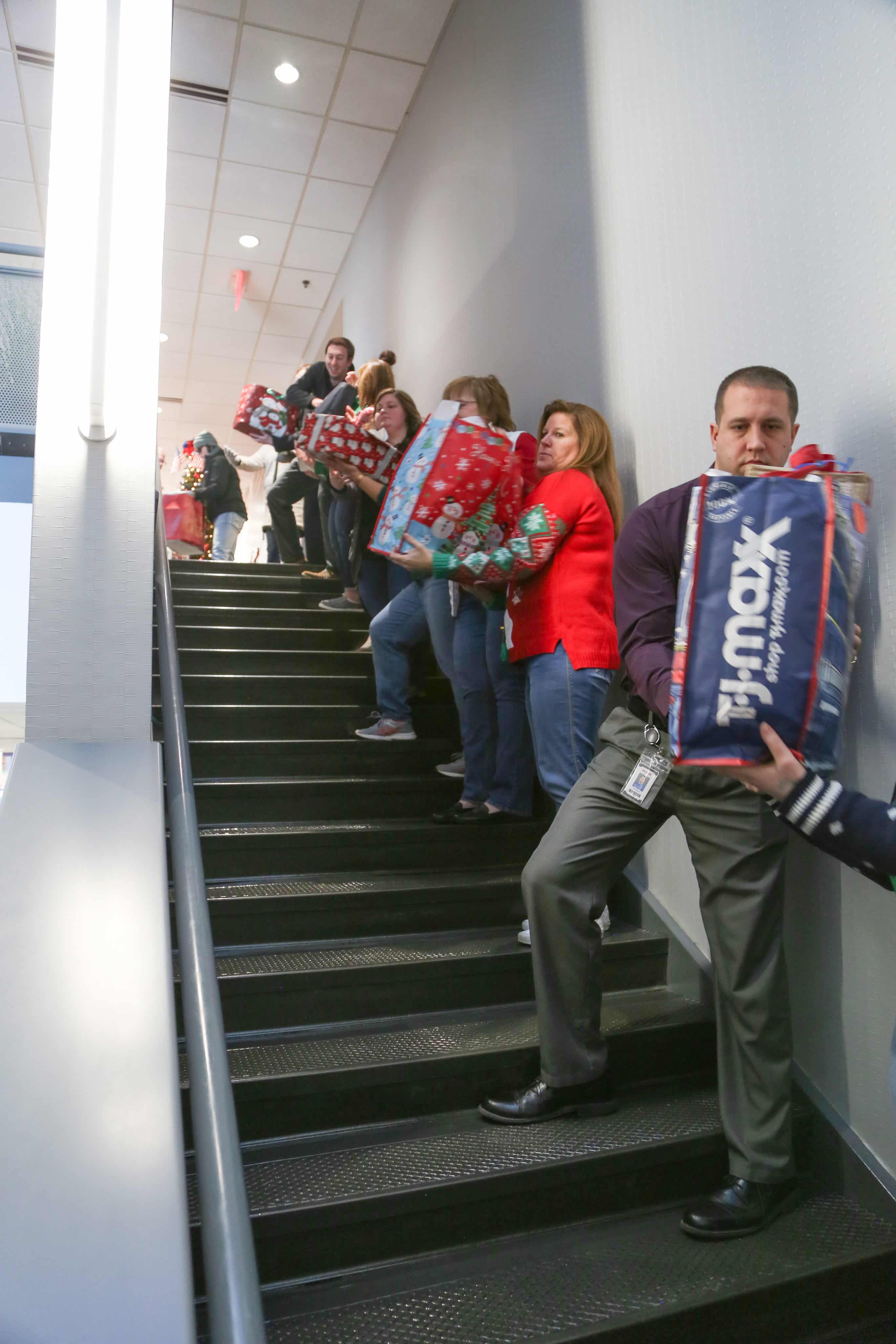 holiday gifts from knapheide employees for local veterans