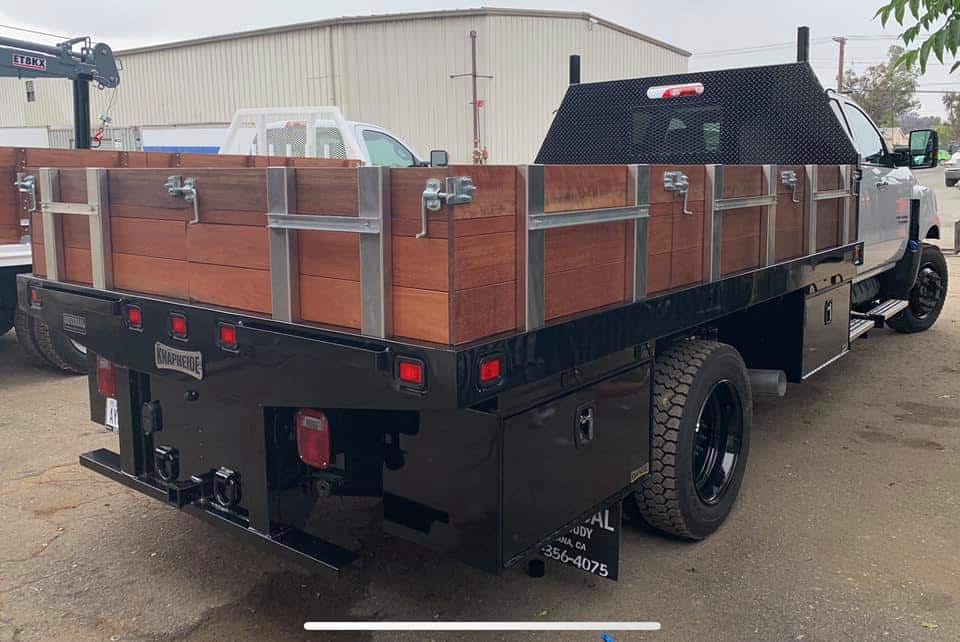 platform truck body with wood sides