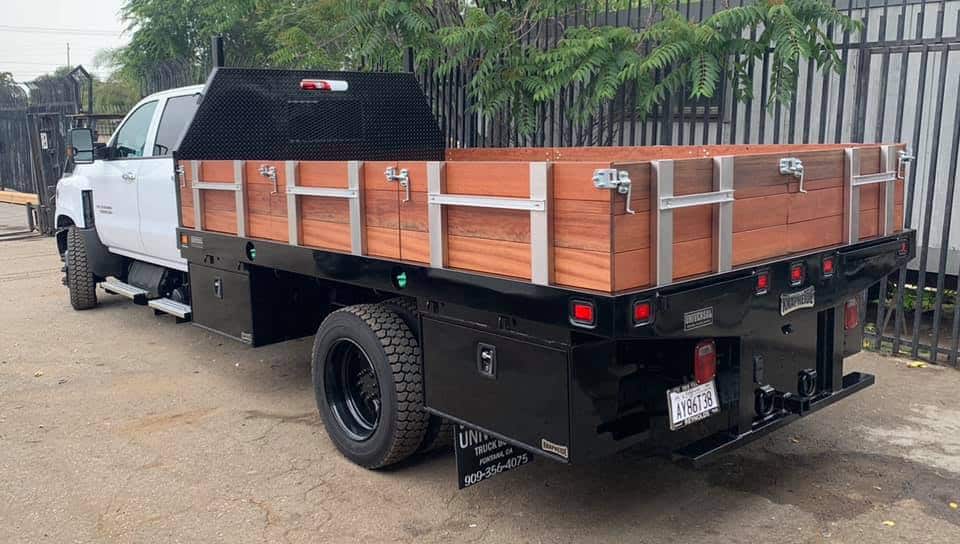 platform truck body with wood sides