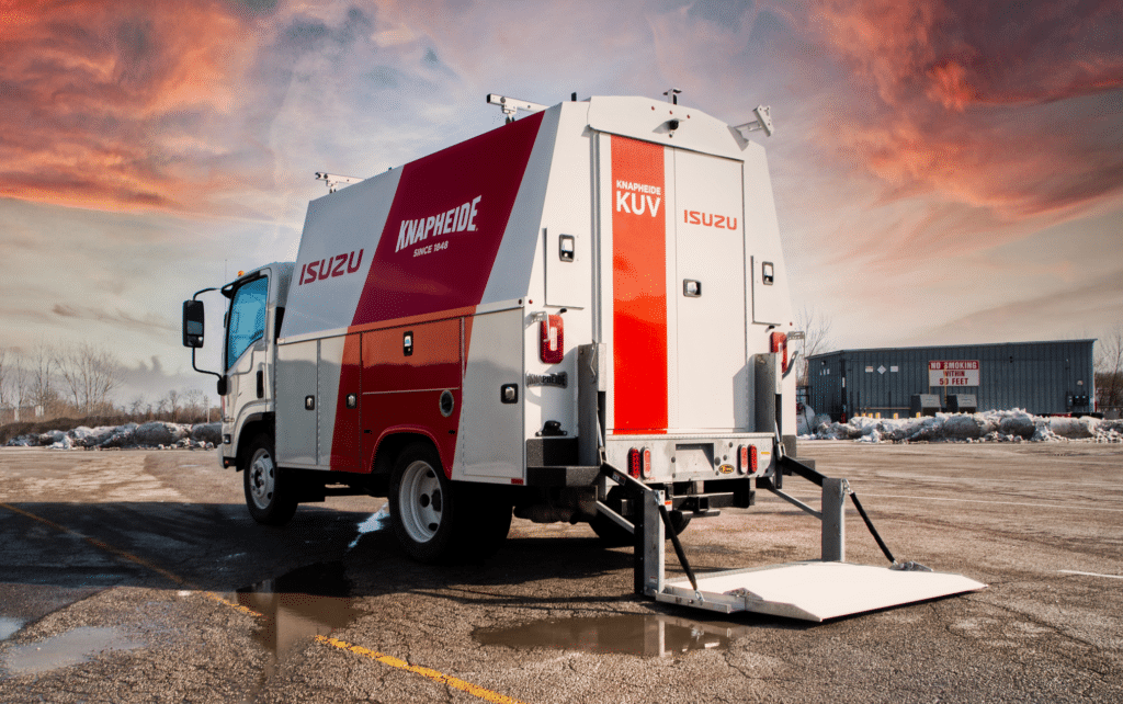KC127H2089LCF Isuzu 233669 077EditHDR 1024x642
