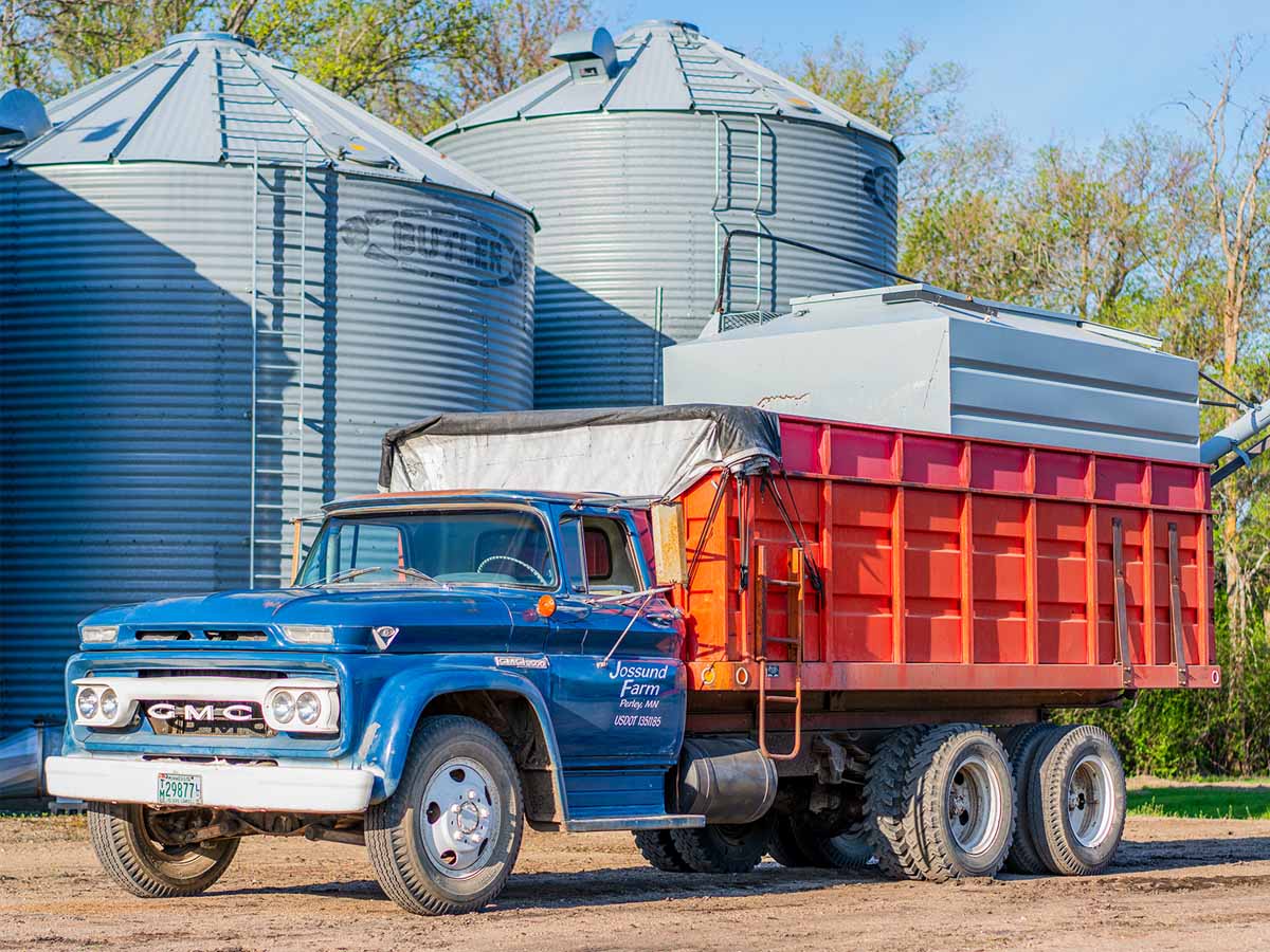 Jossund Farm Knapheide Grain Truck