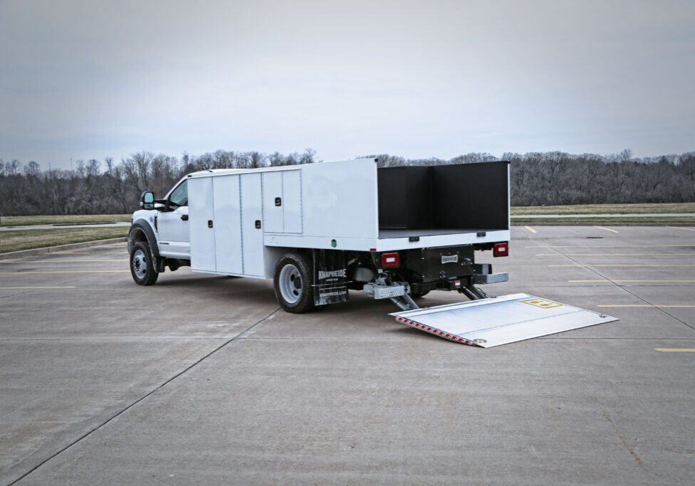 knapheide saw body on ford truck chassis