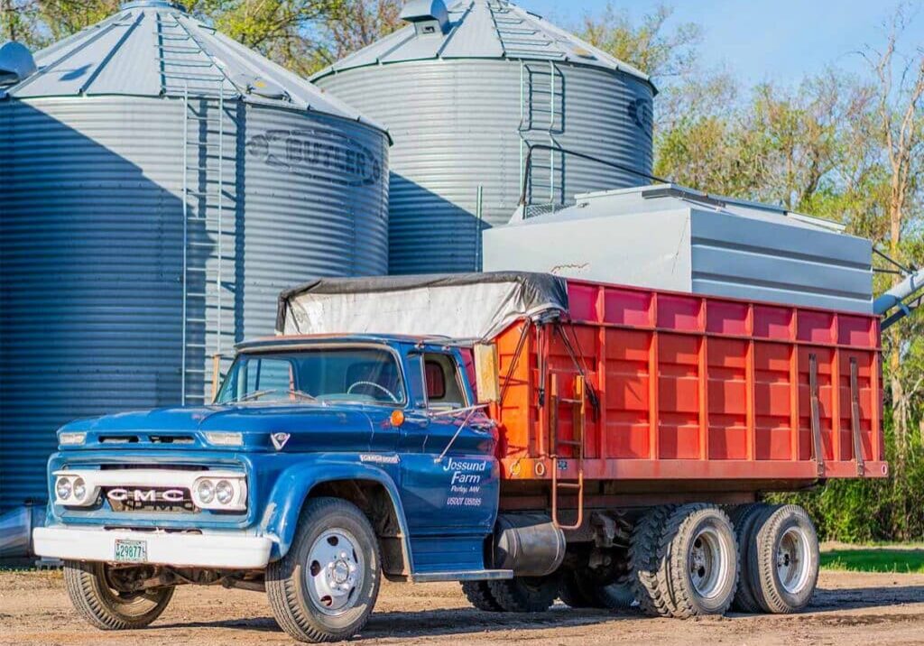 Jossund Farm Knapheide Grain Truck