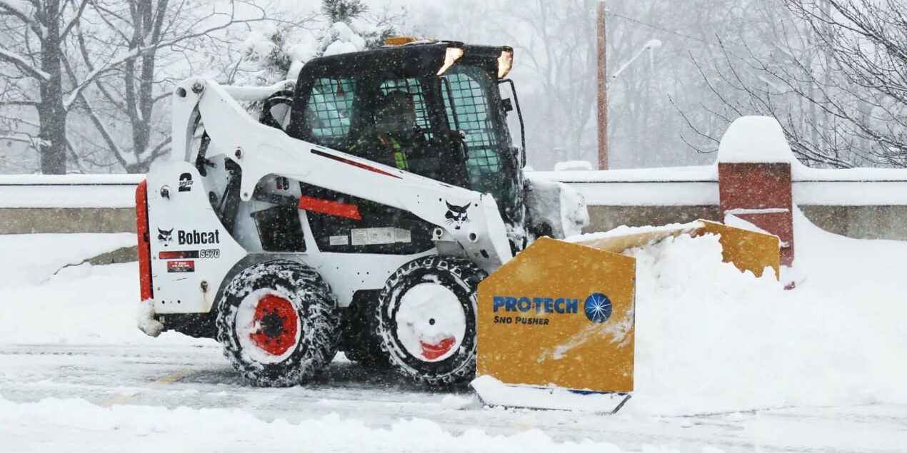 protech-rubber-edge-snow-pusher