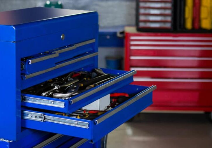 Open toolbox in shop